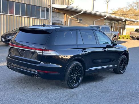 Used 2023 Lincoln Aviator Reserve w/ Equipment Group 201A image 10