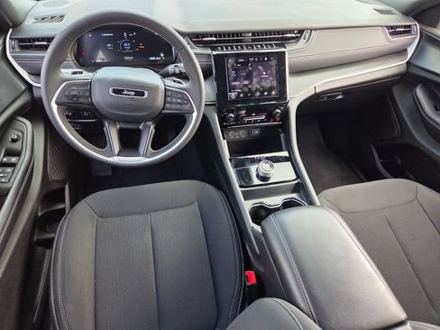 Used 2025 Jeep Grand Cherokee Laredo w/ MOPAR Finishing Package RWD image 7
