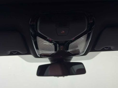 Used 2023 BMW 330i Sedan w/ Driving Assistance Package image 19