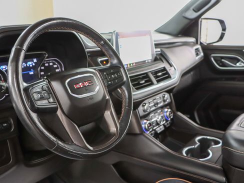 Used 2021 GMC Yukon XL AT4 w/ Rear Media and Nav Package image 27