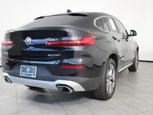 Certified 2025 BMW X4 xDrive30i image 8