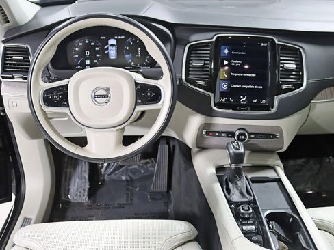Used 2021 Volvo XC90 T6 Inscription AWD/4WD image 14