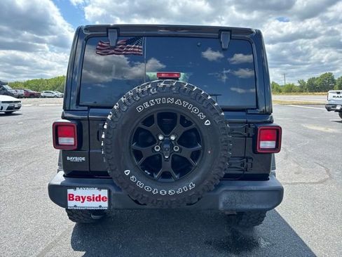 Used 2022 Jeep Wrangler Unlimited Sport AWD/4WD image 12