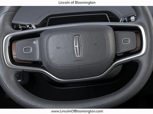 New 2026 Lincoln Nautilus Reserve image 15