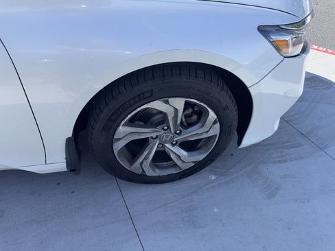 Used 2018 Honda Accord EX-L image 34