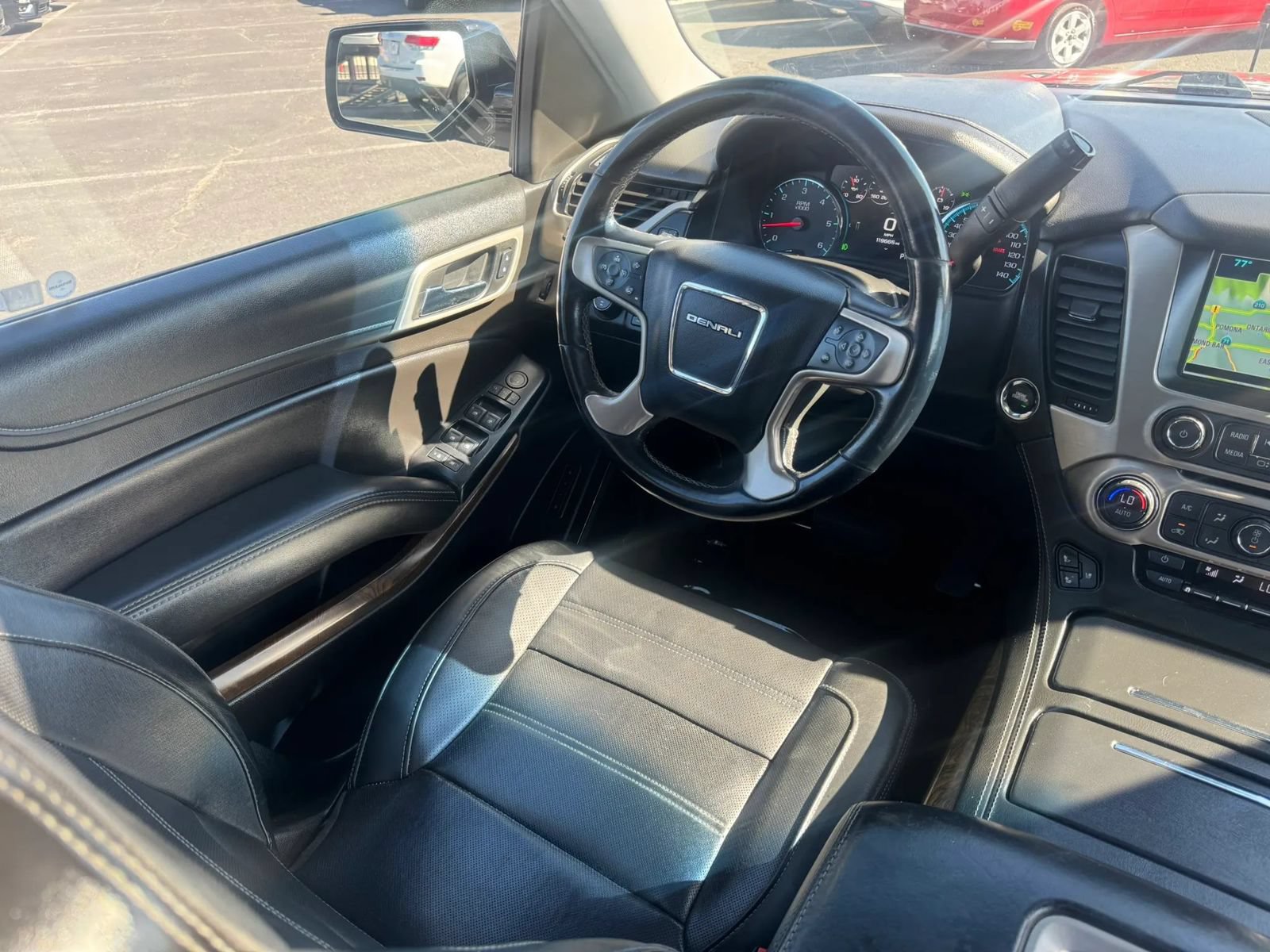 Used 2019 GMC Yukon Denali w/ Open Road Package AWD/4WD image 26