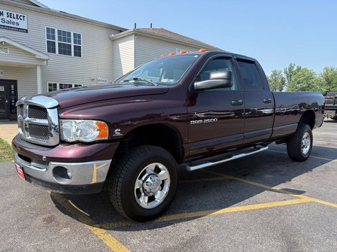Used 2005 Dodge Ram 2500 Truck SLT w/ Trailer Tow Group AWD/4WD image 2