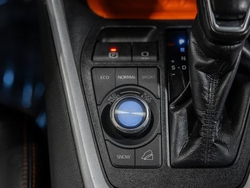 Used 2020 Toyota RAV4 Adventure image 21