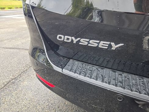 Used 2019 Honda Odyssey Elite image 11