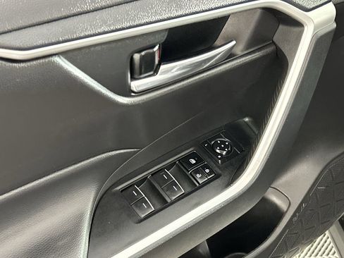 Used 2024 Toyota RAV4 XLE FWD image 18