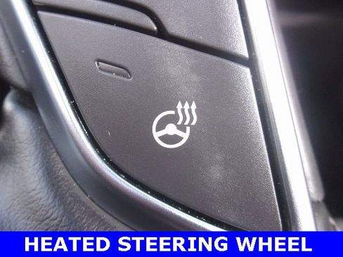 Used 2025 Cadillac XT5 Premium Luxury image 12