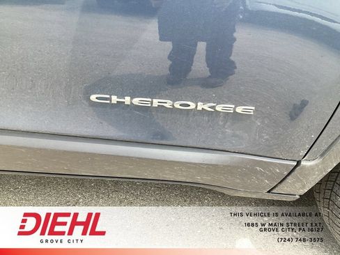 Used 2020 Jeep Cherokee Latitude Lux w/ Quick Order Package 26H Lux AWD/4WD image 7