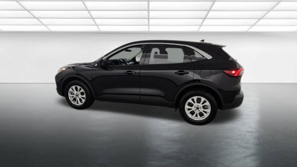 Used 2023 Ford Escape Active AWD/4WD image 7
