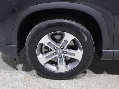 Used 2025 Honda Pilot EX-L image 8