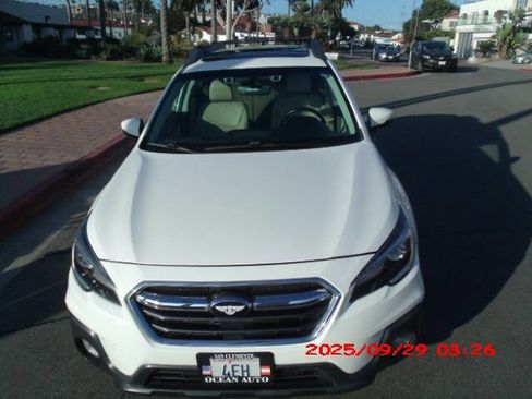Used 2018 Subaru Outback 2.5i Limited image 38
