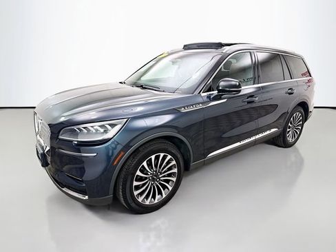 Used 2023 Lincoln Aviator Reserve RWD image 3
