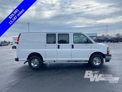 Certified 2024 Chevrolet Express 2500 w/ Driver Convenience Package image 8