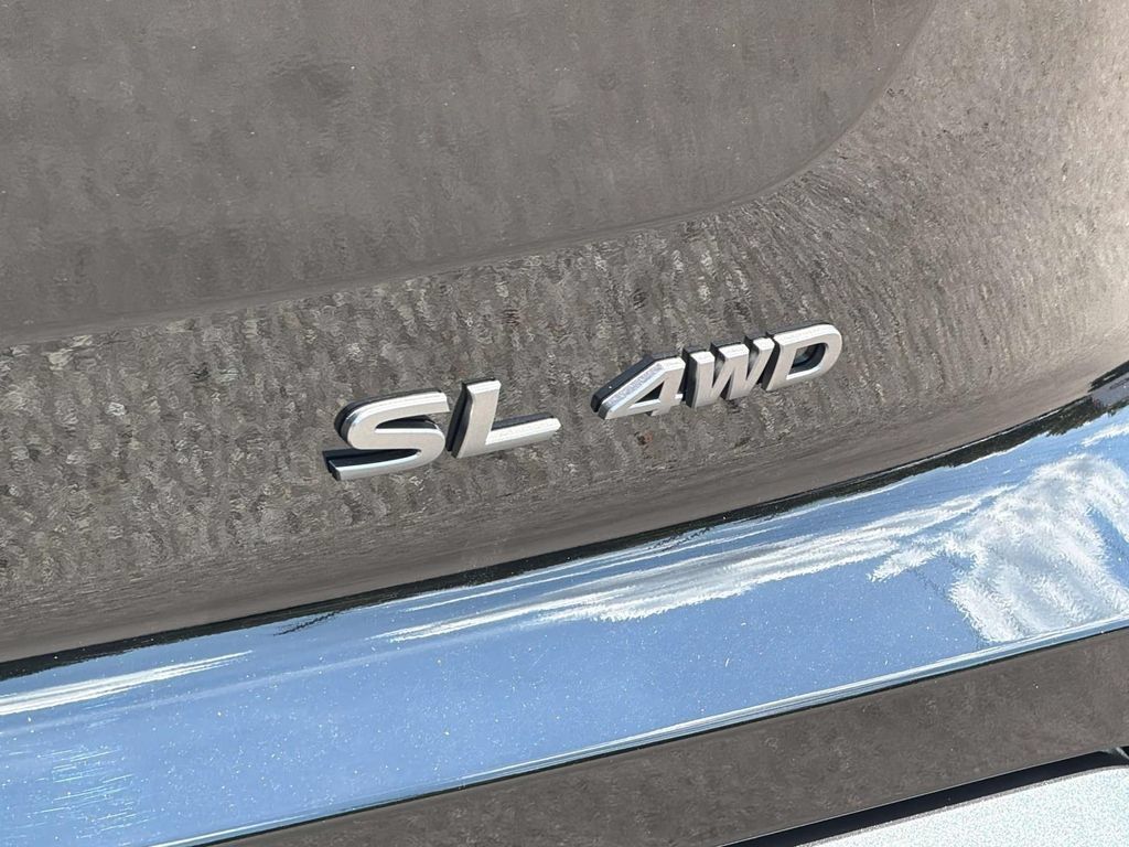 New 2026 Nissan Pathfinder SL AWD/4WD image 11