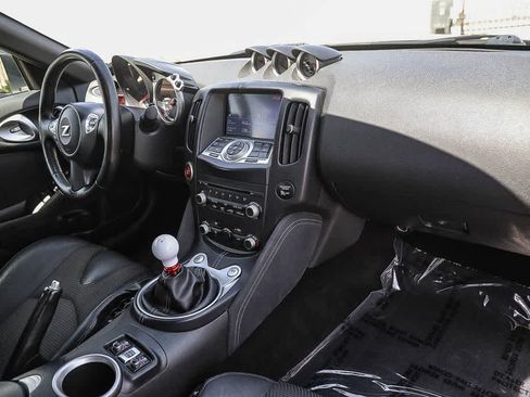Used 2014 Nissan 370Z Touring w/ Sport Package RWD image 12