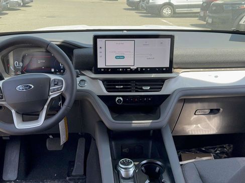 New 2026 Ford Explorer Active AWD/4WD image 12