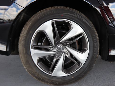 Used 2019 Honda Civic LX image 16