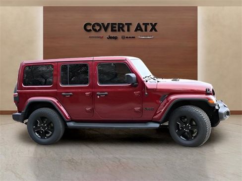 Used 2021 Jeep Wrangler Unlimited Sahara image 6