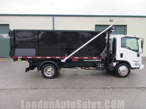 Used 2024 Isuzu NQR image 7