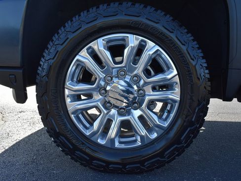 Used 2021 GMC Sierra 2500 Denali w/ Denali Ultimate Package image 17