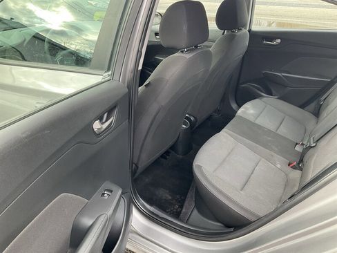 Used 2021 Hyundai Accent SE image 13