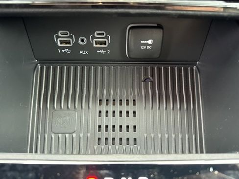 New 2026 Jeep Grand Cherokee Altitude image 17