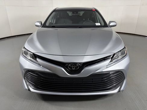 Used 2020 Toyota Camry LE w/ Carpet Mat Package FWD image 3