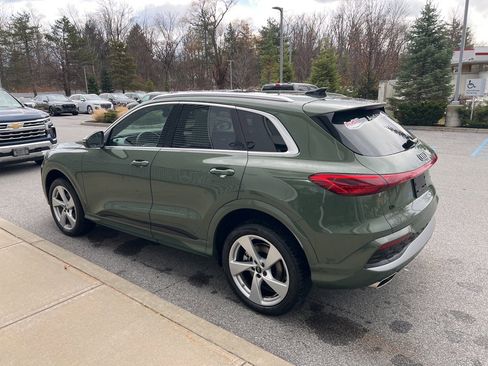 Used 2025 Audi Q5 Premium Plus w/ Premium Plus image 38