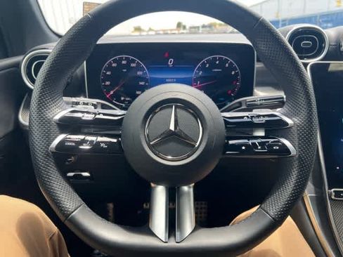 Used 2026 Mercedes-Benz GLC 300 image 24