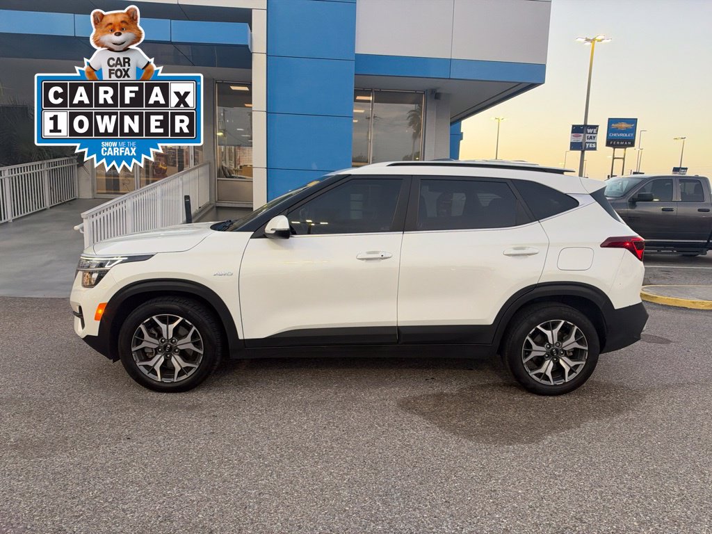 Used 2021 Kia Seltos EX AWD/4WD image 2