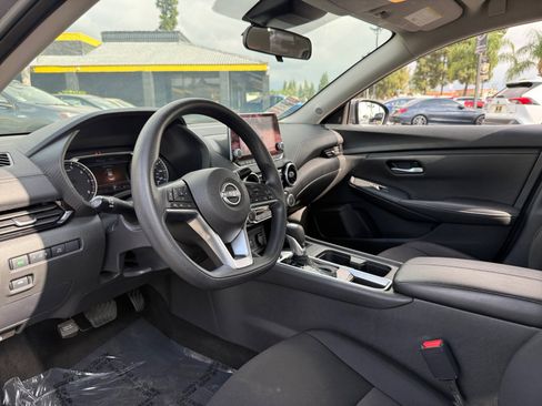Used 2024 Nissan Sentra SV image 15