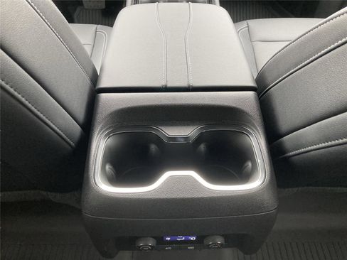 New 2026 Chevrolet Traverse LT w/ Sun and Wheel Package image 22