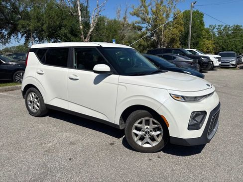Used 2020 Kia Soul S image 6