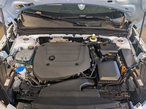 New 2026 Volvo XC40 B5 Ultra w/ Protection Package Premier image 31