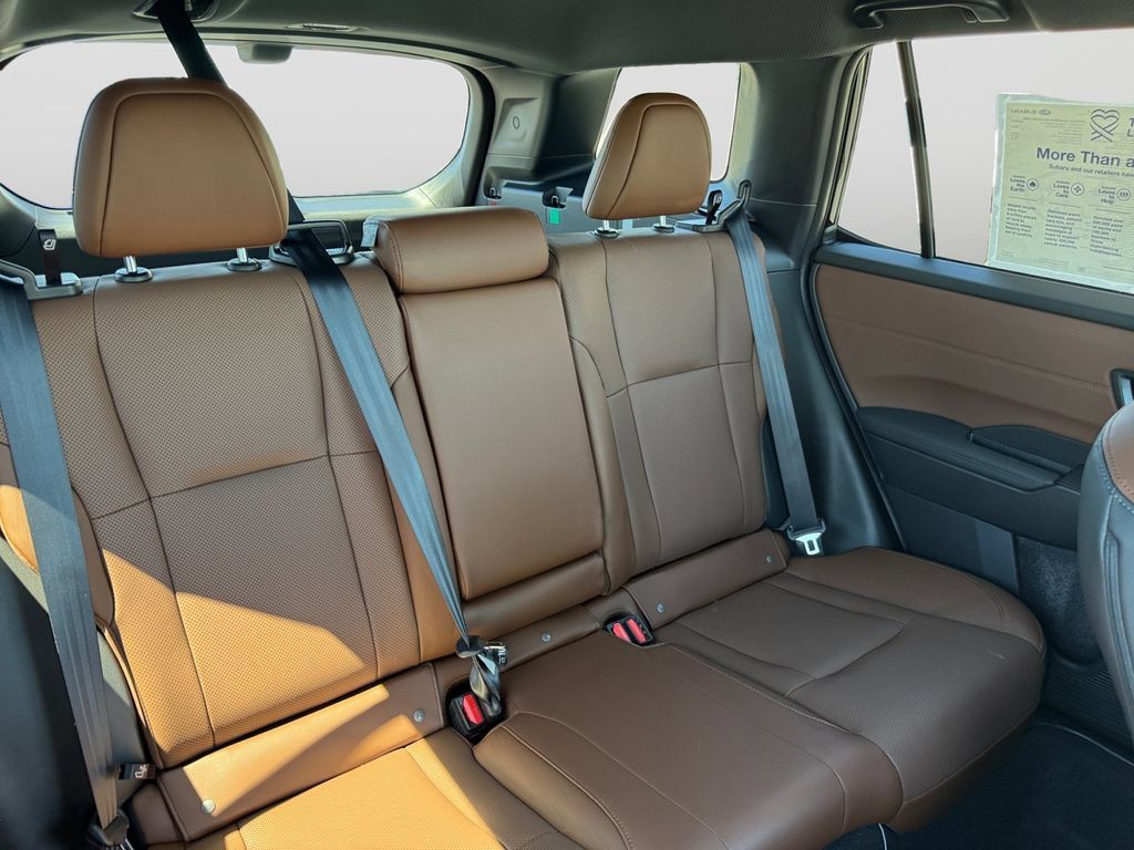 New 2026 Subaru Outback Touring AWD/4WD image 18