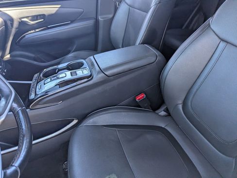 Used 2023 Hyundai Tucson Limited image 18