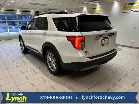 Used 2024 Ford Explorer XLT w/ Equipment Group 202A AWD/4WD image 27