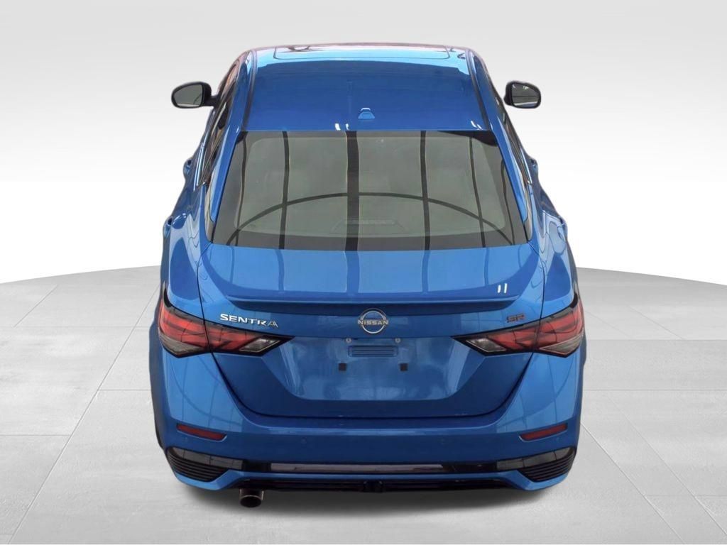 Used 2025 Nissan Sentra SR w/ SR Premium Package FWD image 30