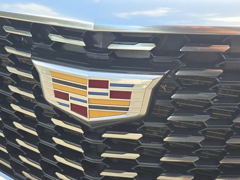 Used 2020 Cadillac XT5 Premium Luxury FWD image 11