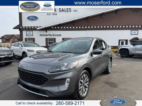 Used 2022 Ford Escape Titanium AWD/4WD image 1
