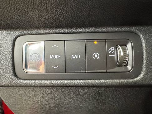 New 2026 Chevrolet Traverse RS w/ LPO, Floor Liner Package AWD/4WD image 22
