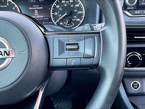 Used 2021 Nissan Rogue S AWD/4WD image 11
