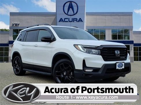 Used 2025 Honda Passport Black Edition image 1