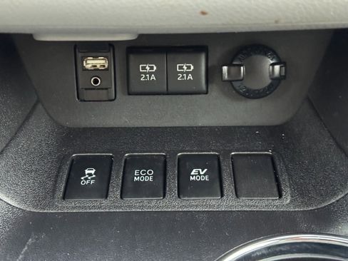 Used 2018 Toyota Highlander Limited image 28