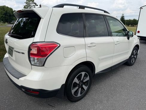 Used 2018 Subaru Forester 2.5i Limited AWD/4WD image 6