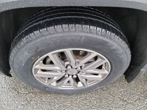 Used 2019 GMC Acadia SLE w/ Driver Alert Package I AWD/4WD image 29